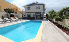 Vivatenerife - Gorgeous Villa With Heated Pool